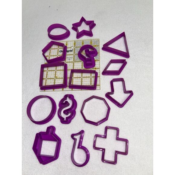 Lot of 15 Plastic Cookie Cutters Various Simple Shapes Square Star Triangle EUC - Picture 5 of 7